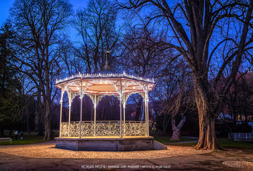 Čarobno Vilinsko mesto <em>Foto: ©Dejan Bulut za Narodni dom Maribor</em>