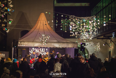 Visoko v nebo! <em>Foto: ©Dejan Bulut za Narodni dom Maribor</em>
