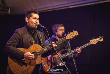 Visoko v nebo! <em>Foto: ©Dejan Bulut za Narodni dom Maribor</em>