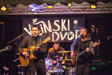 Visoko v nebo! <em>Foto: ©Dejan Bulut za Narodni dom Maribor</em>