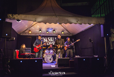 Visoko v nebo! <em>Foto: ©Dejan Bulut za Narodni dom Maribor</em>