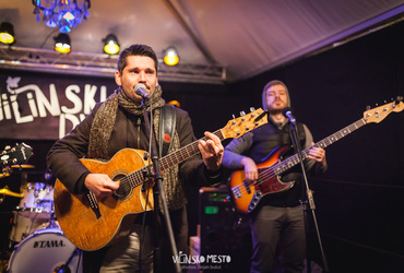 Visoko v nebo! <em>Foto: ©Dejan Bulut za Narodni dom Maribor</em>