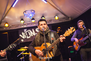 Visoko v nebo! <em>Foto: ©Dejan Bulut za Narodni dom Maribor</em>