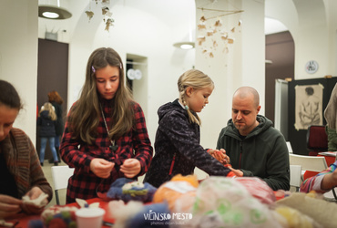 Visoko v nebo! <em>Foto: ©Dejan Bulut za Narodni dom Maribor</em>