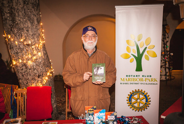 Visoko v nebo! <em>Foto: ©Dejan Bulut za Narodni dom Maribor</em>