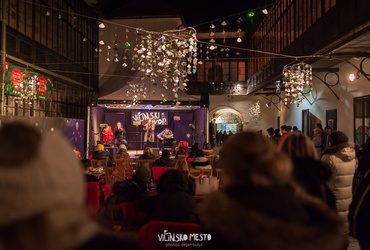 Totem, Pliš in snowboard... :-) <em>Foto: ©Dejan Bulut za Narodni dom Maribor</em>