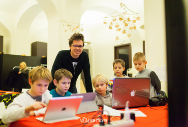 Totem, Pliš in snowboard... :-) <em>Foto: ©Dejan Bulut za Narodni dom Maribor</em>