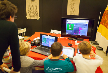 Totem, Pliš in snowboard... :-) <em>Foto: ©Dejan Bulut za Narodni dom Maribor</em>