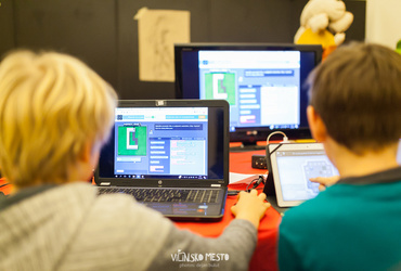 Totem, Pliš in snowboard... :-) <em>Foto: ©Dejan Bulut za Narodni dom Maribor</em>