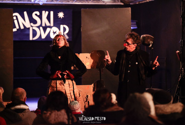 Totem, Pliš in snowboard... :-) 