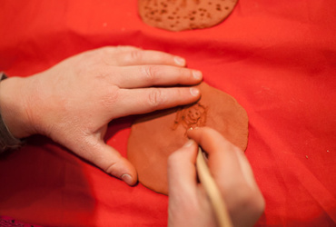 Greli smo se ob odprtem ognju <em>Foto: ©Dejan Bulut za Narodni dom Maribor</em>