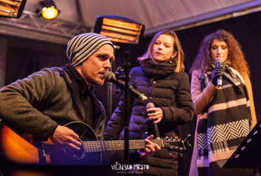 Greli smo se ob odprtem ognju <em>Foto: ©Dejan Bulut za Narodni dom Maribor</em>