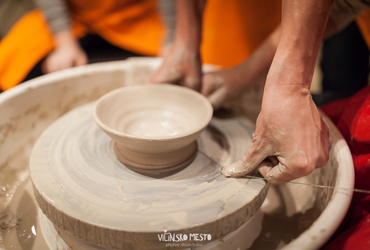 Greli smo se ob odprtem ognju <em>Foto: ©Dejan Bulut za Narodni dom Maribor</em>