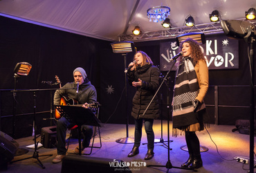 Greli smo se ob odprtem ognju <em>Foto: ©Dejan Bulut za Narodni dom Maribor</em>