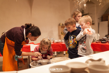 Greli smo se ob odprtem ognju <em>Foto: ©Dejan Bulut za Narodni dom Maribor</em>