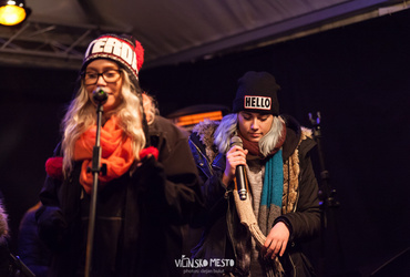 Greli smo se ob odprtem ognju <em>Foto: ©Dejan Bulut za Narodni dom Maribor</em>