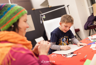 Greli smo se ob odprtem ognju <em>Foto: ©Dejan Bulut za Narodni dom Maribor</em>