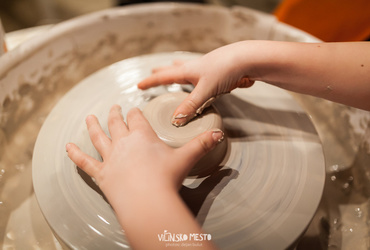 Greli smo se ob odprtem ognju <em>Foto: ©Dejan Bulut za Narodni dom Maribor</em>