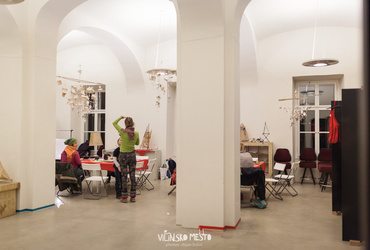 Greli smo se ob odprtem ognju <em>Foto: ©Dejan Bulut za Narodni dom Maribor</em>