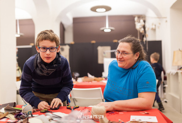 Greli smo se ob odprtem ognju <em>Foto: ©Dejan Bulut za Narodni dom Maribor</em>