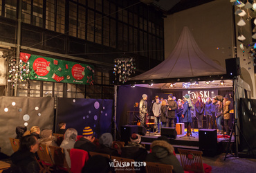 Greli smo se ob odprtem ognju <em>Foto: ©Dejan Bulut za Narodni dom Maribor</em>