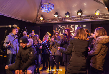 Greli smo se ob odprtem ognju <em>Foto: ©Dejan Bulut za Narodni dom Maribor</em>