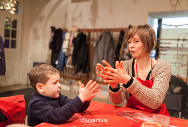 Greli smo se ob odprtem ognju <em>Foto: ©Dejan Bulut za Narodni dom Maribor</em>