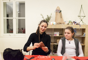 Greli smo se ob odprtem ognju <em>Foto: ©Dejan Bulut za Narodni dom Maribor</em>