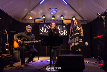 Greli smo se ob odprtem ognju <em>Foto: ©Dejan Bulut za Narodni dom Maribor</em>