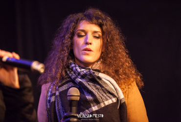 Greli smo se ob odprtem ognju <em>Foto: ©Dejan Bulut za Narodni dom Maribor</em>