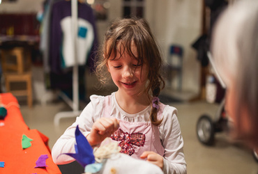 Zdaj vemo, zakaj pes teče za zajcem! <em>Foto: ©Dejan Bulut za Narodni dom Maribor</em>