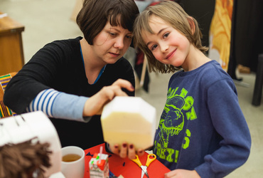 Zdaj vemo, zakaj pes teče za zajcem! <em>Foto: ©Dejan Bulut za Narodni dom Maribor</em>