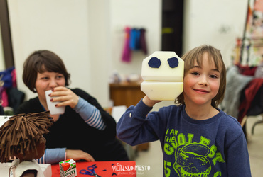 Zdaj vemo, zakaj pes teče za zajcem! <em>Foto: ©Dejan Bulut za Narodni dom Maribor</em>