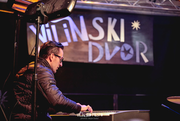 Zdaj vemo, zakaj pes teče za zajcem! <em>Foto: ©Dejan Bulut za Narodni dom Maribor</em>