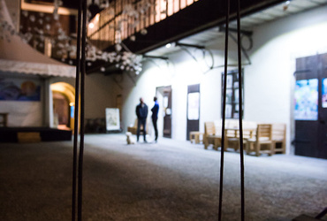 Kaja Avberšek & Darja Osojnik - Šajn*n*flaj <em>Foto: ©Saša Huzjak/Arhiv Vetrinjski dvor - Narodni dom Maribor</em>