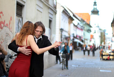 PLES POLNE LUNE IN LUNOHODSKA BITKA!*