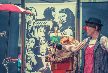 POTUJOČI CIRKUS NERODNE AVGUŠTINE 