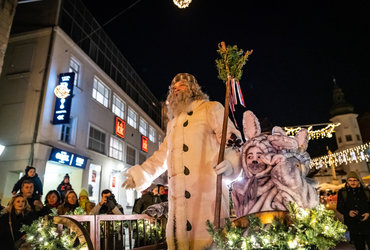 SLOVO OD DEDKA MRAZA: ČIGAVO JE DARILO <em>Foto: Igor Unuk</em>
