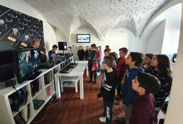 VILINSKI DISCO - KREATIVNE DJ IN PLESNE DELAVNICE