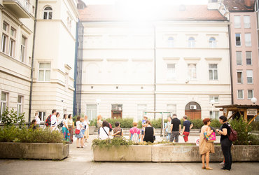 Rajzefirbčni sprehod: ŠMRKAFCI IN SKAKAFCI